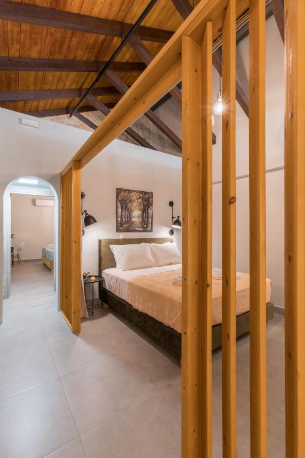 Casa Leone, Cosy Apartment Overlooking The Square Spílion Exterior photo