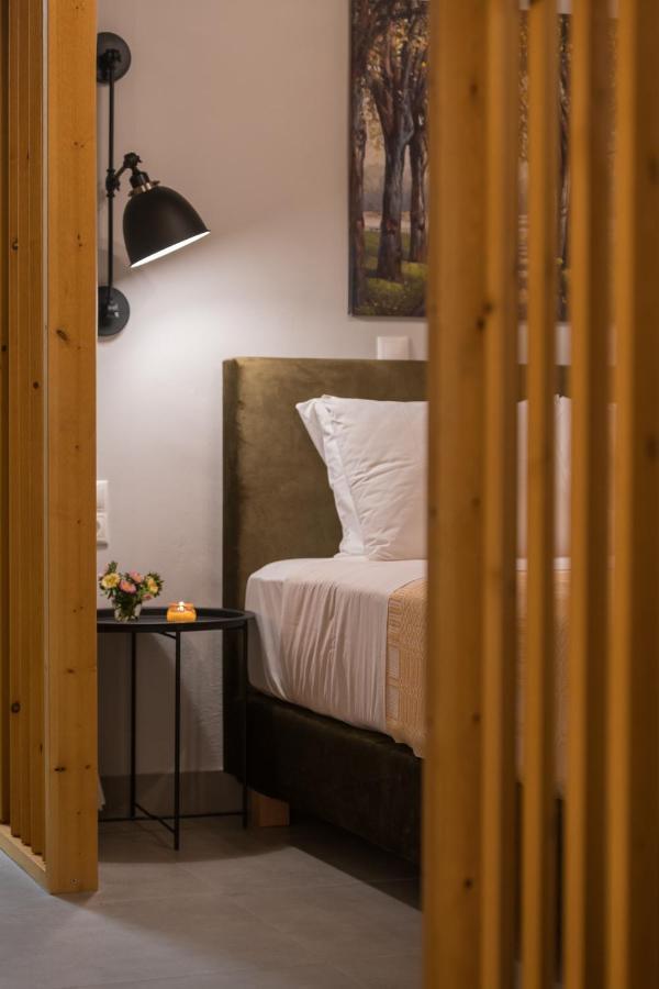 Casa Leone, Cosy Apartment Overlooking The Square Spílion Exterior photo