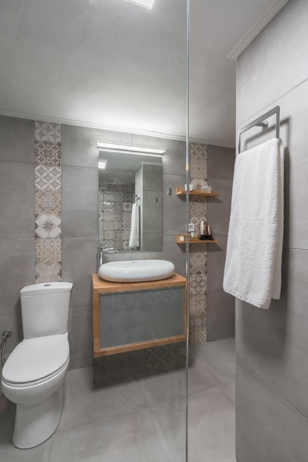 Casa Leone, Cosy Apartment Overlooking The Square Spílion Exterior photo