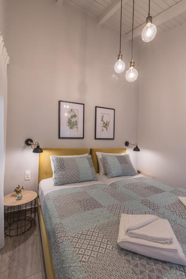 Casa Leone, Cosy Apartment Overlooking The Square Spílion Exterior photo